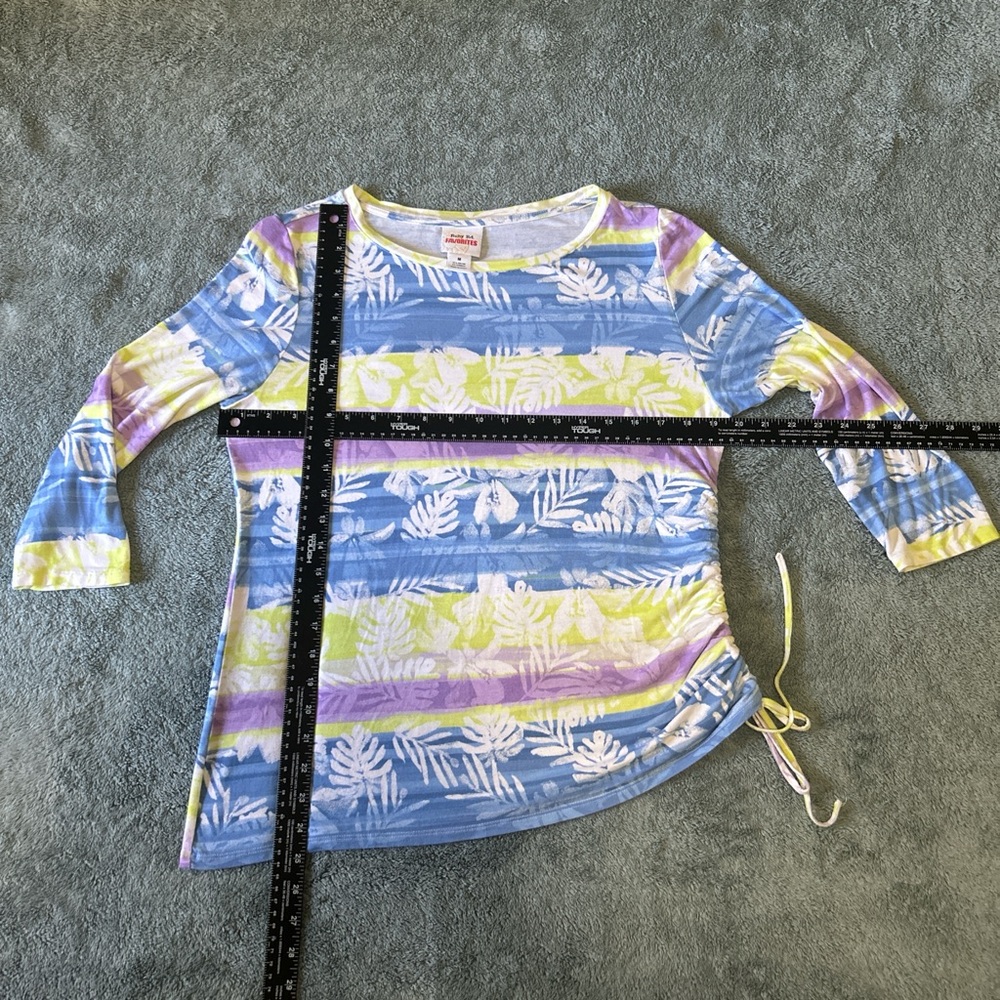 Ruby Rd. Tropical Print Striped Ruched Side 3/4 Sleeve Top (Size M) - Picture 6 of 6